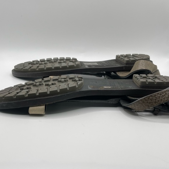 Brunello Cucinelli | Grey & Cream Leather Monili T-Strap Sandals |  EU 37 - Picture 7 of 16